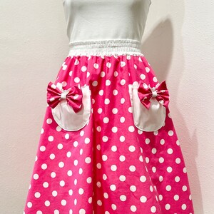 Retro 50’s Style Lace Trim Skirt in Pink and White Polka Dot Print Cotton with Pockets with Bows