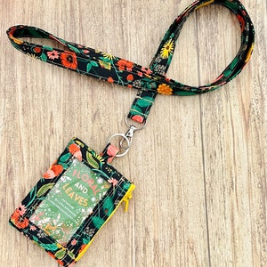 Cordón con estampado de campos de amapolas negros de papel para rifle + billetera con cremallera para identificación (1/2 pulgada)