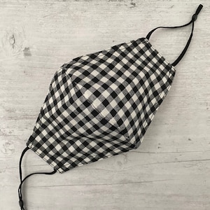 Gingham Black and White Cotton Face Mask (Reversible) (1/4)