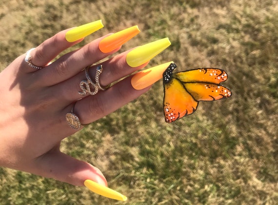 75+ Best Yellow Orange Nail Designs and Ideas to Try | Sarah Scoop