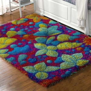 Retro Area Rug Latch Hook Kit and Rug: Vintage Style for the Modern Home