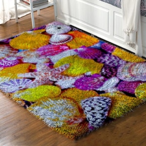 Housewarming Gifts: Latch Hook Kit and Rug for a New Start