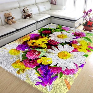 Spring Blossoms: Handmade Latch Hook Rug, Delicate Flower Illustrations, Ideal Gift for Flower Enthusiasts