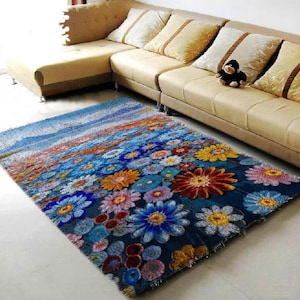 Embrodiered Latch Hook Kit and Rug: Craft a Detailed Handmade Rug