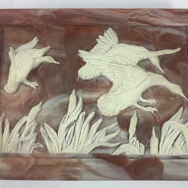 Vtg American Walnut Incolay Stone Flying Ducks Valet Box Jewelry Trinket Keepsake Box