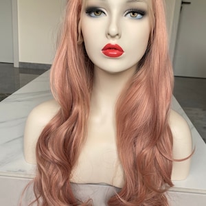 ピンク HD レースフロントウィッグ、女性用ロング ピンク ウェーブ 合成ウィッグ ヘア、ピンク コスプレウィッグ