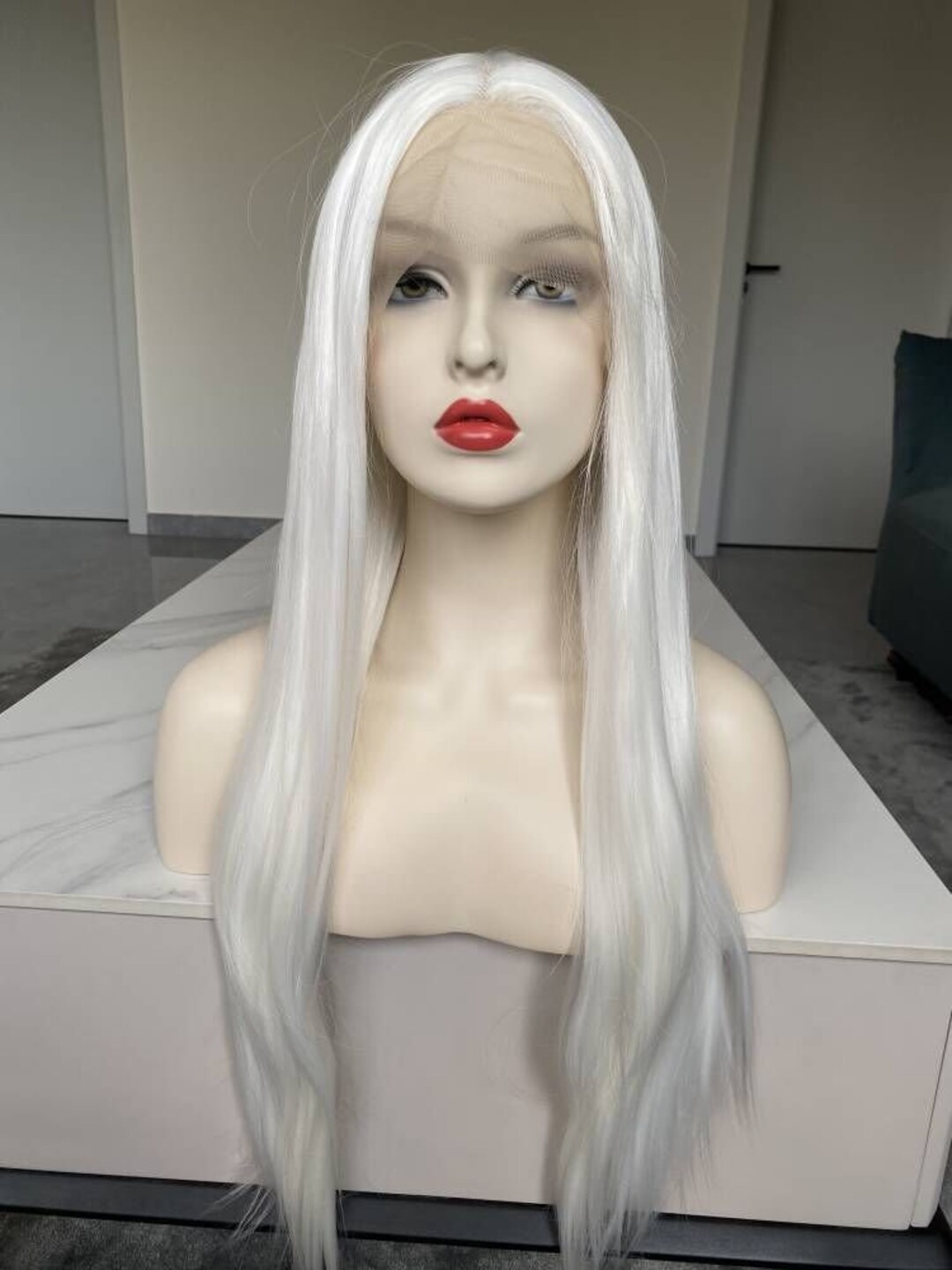 ? 24” WHITE STRAIGHT LACE FRONT WIG *NEW*
… lace front human wig - 24 main image 4
