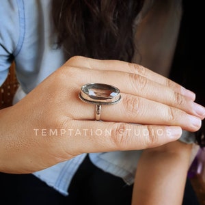 Natural Clear Crystal Quartz Ring, Cute Sterling Silver Ring, Statement Ring, Alternate Engagement Ring, Chic Jewelry