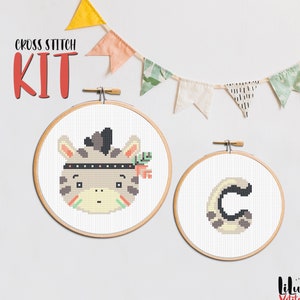 Cross Stitch KIT SET, Boho Zebra y Letra Inicial Personalizada. Boho Baby Animal y Alphabet, kit de artesanía de punto de cruz easy DIY para principiantes