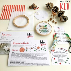 Kreuzstich KIT Noel Tasse. Weihnachtliches DIY Bastelwerk. Tasse Kaffeemuster. Einfaches Kreuzstichset Geschenk für Anfänger mit gezählter XSTITCH Karte Bild 8