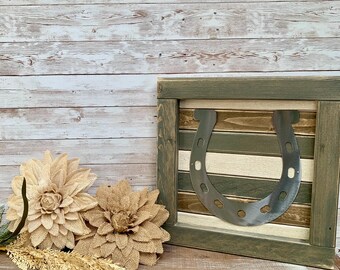 Horseshoe Wall Art / Wood and Metal / Horse / Farm / Barn / Farmhouse / Sign / Weathered Wood / Rustic / Farmhouse / Plasma Cut / Steel