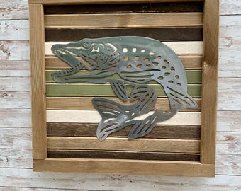 Northern Pike Wood and Metal Sign / Fish / Fishing / Outdoors / Lake / Boating / Sport / Farmhouse / Rustic / Weathered Wood /Handmade