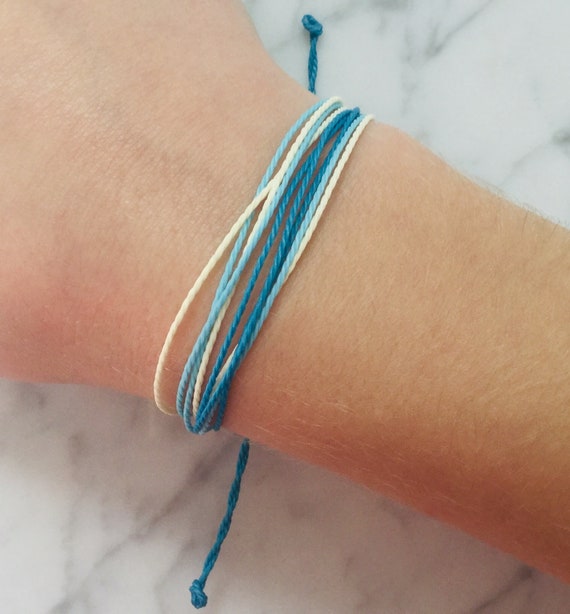 Adjustable Turquoise and Cream Colored String Bracelet- ! | Aesthetic Ocean Themed Water Resistant Bracelet