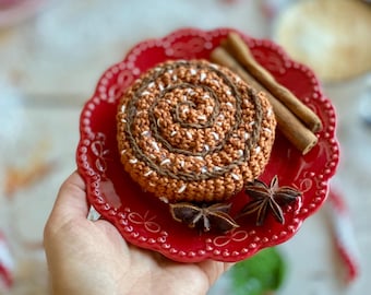 Crochet Cinnamon Roll – Pretend Play Food, Montessori Toy, Play Kitchen Accessory, Soft Plush Pastry