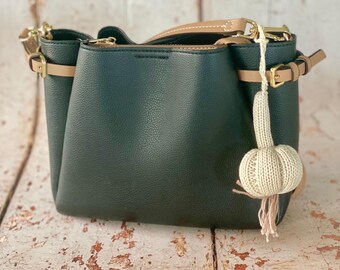 Knitted Cotton Garlic Bag Charm: Whimsical Cottagecore Keychain