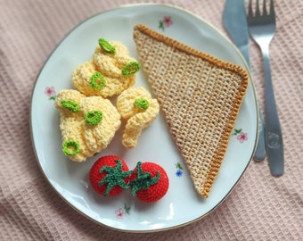 Crochet scrambled eggs with chives, toast and cherry tomatoes, crochet bread, kitchen accessories, pretend play food.