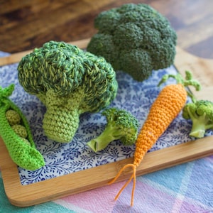 Crochet Broccoli Toy: Cotton Play Food, Kids Kitchen Accessory
