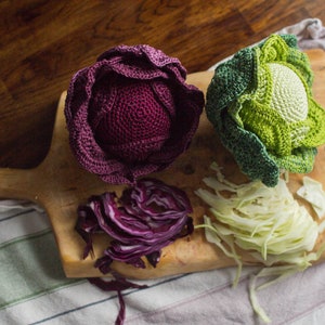 Crochet red cabbage for kids to play cooking, handmade vegetables, crochet food, vegan gift, kitchen decoration. zdjęcie 5