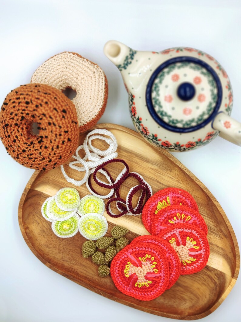 Crochet Onion Ring Red and White, Pretend Play, Fake Food, Crochet Breakfast Set. Etsy Australia
