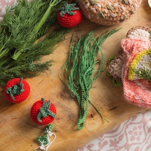 Crochet food - a sprig of dill ( 1pcs.), pretend play kitchen, one piece amigurumi, Montessori activity toys, educational gifts for children
