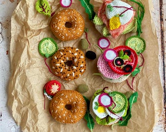 Knitted Bagel Sandwich: Montessori Pretend Play Food, Crochet Fillings