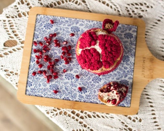 Crochet Pomegranate for Kitchen Play, Montessori Crochet Food, Kitchen Accessories, Eco-Friendly Gift