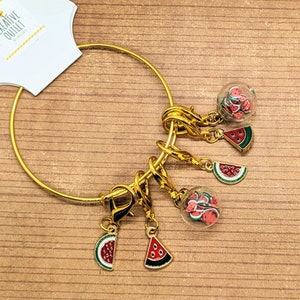 Watermelon-Themed Set of 6 Stitch Markers for Crochet, Cute Lobster Clasp Charms, Crochet Notion Gift, Knitting Materials, Stitch Saver