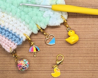 Duck-Themed Set of 5 Stitch Markers for Crochet, Lobster Clasp Charms, Backpack Charm Decoration, Crochet Place Keeper, Stitch Saver