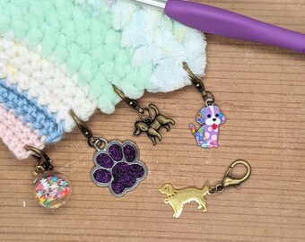 Pet-Themed Set of 5 Stitch Marker for Crochet, Crochet Knitter Gift Idea, Cat Dog Row Counter, Removable Metal Crochet Markers, Yarn Jewelry
