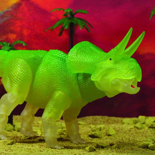 Zuniceratops christopheri (Glow-in-the-Dark)- Beasts of the Mesozoic- Ceratopsian-Realistic Dinosaur Action Figure Collectible Toy