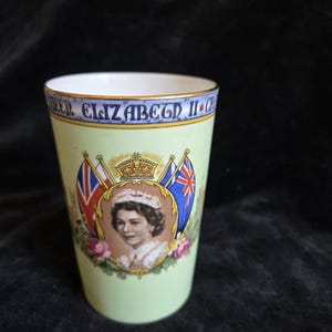 Aynsley Beaker for the 1953 Coronation (A648)