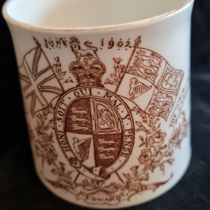 1902 Coronation Mug Aynsley for Harrods (A499)