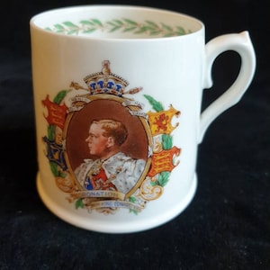 Tazza Royal Doulton per Re Edoardo V111