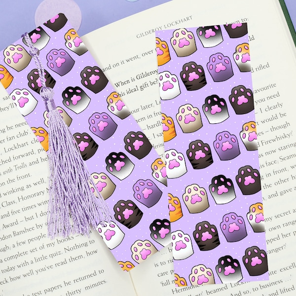 Cute Paws Bookmark with Tassel | Sweet Cat Paw Beans Kitten Pastel Bookmark | Stationery Book Lovers Gift | Handmade Sustainable Present