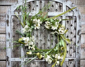 Arched Basket Weave wall Panel with wreath, Farmhouse Decor, Rustic Panel