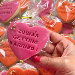 Personalised Hen Party Biscuits – Bride to Be & Hen Do Favours