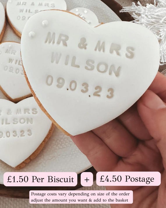 Wedding Favours Biscuits – Personalised Name & Date Place Settings