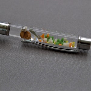 TV dinners float pen