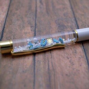 Snow trees float pen