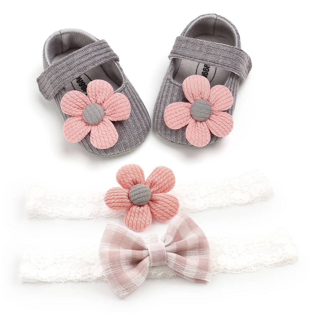 infant crawling shoes