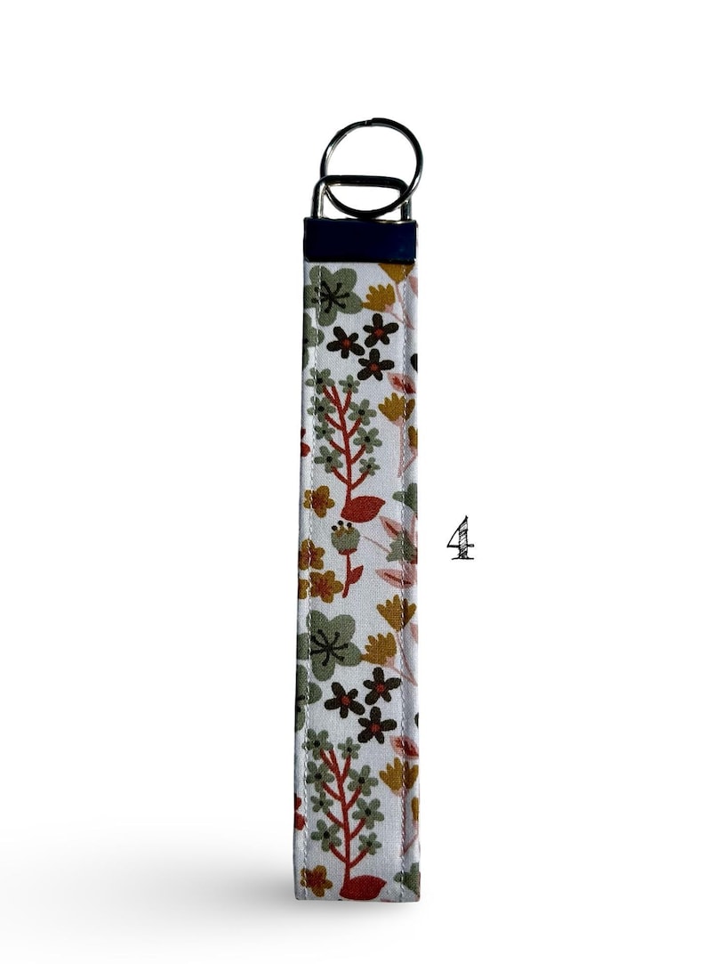 Llavero de pulsera floral, llavero de tela, cordón de muñeca, diseño de cuadros vintage, accesorio para mujer, idea de regalo, organizador de llaves de coche, regalo por menos de 10 imagen 6
