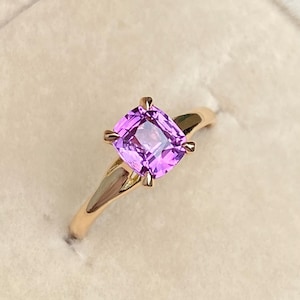 Violet Sapphire Ring, 18K Rose Gold Engagement Ring , Light Purple Sapphire, Lavender Sapphire ring