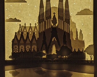 Caja de luz/caja de sombras inspirada en la arquitectura de Gaudí de la Sagrada Familia