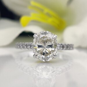9X7 CT Oval Cut Engagement Ring in 14k/18k White Gold, Elongated Oval ...