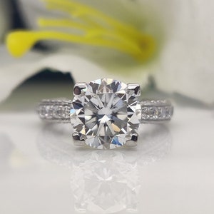Pierścionek zaręczynowy 3CT Moissanite 14K białe złoto, delikatny pierścionek typu solitaire, 9 mm pierścionek zaręczynowy Forever One Round, 4-zębowy pierścionek z diamentami laboratoryjnymi