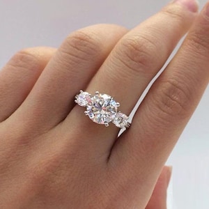 Three Stone Engagement Ring 14K White Gold Bridal, Past Present Future Ring, 3 Stone Moissanite Ring, Three stone Lab Diamond Ring