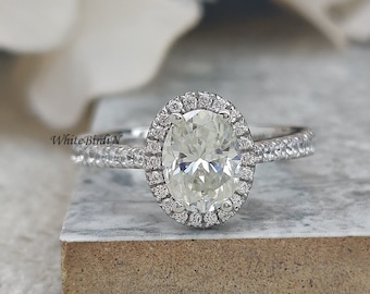 1.5 CT Oval Cut Moissanite Engagement Ring, Sterling Silver Wedding Ring, Oval Wedding Ring, Oval Cut Halo Anniversary Ring, Promise Ring.