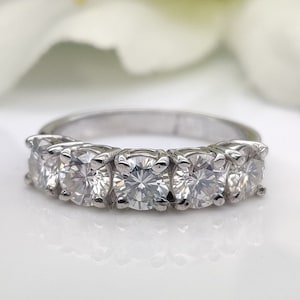 2.50 CT F/VS Round Lab Grown Diamond Ring | Prong Set Ring | Engagement Ring | Moissanite Wedding Band | 14Kt Rose Gold | Bridal Set |