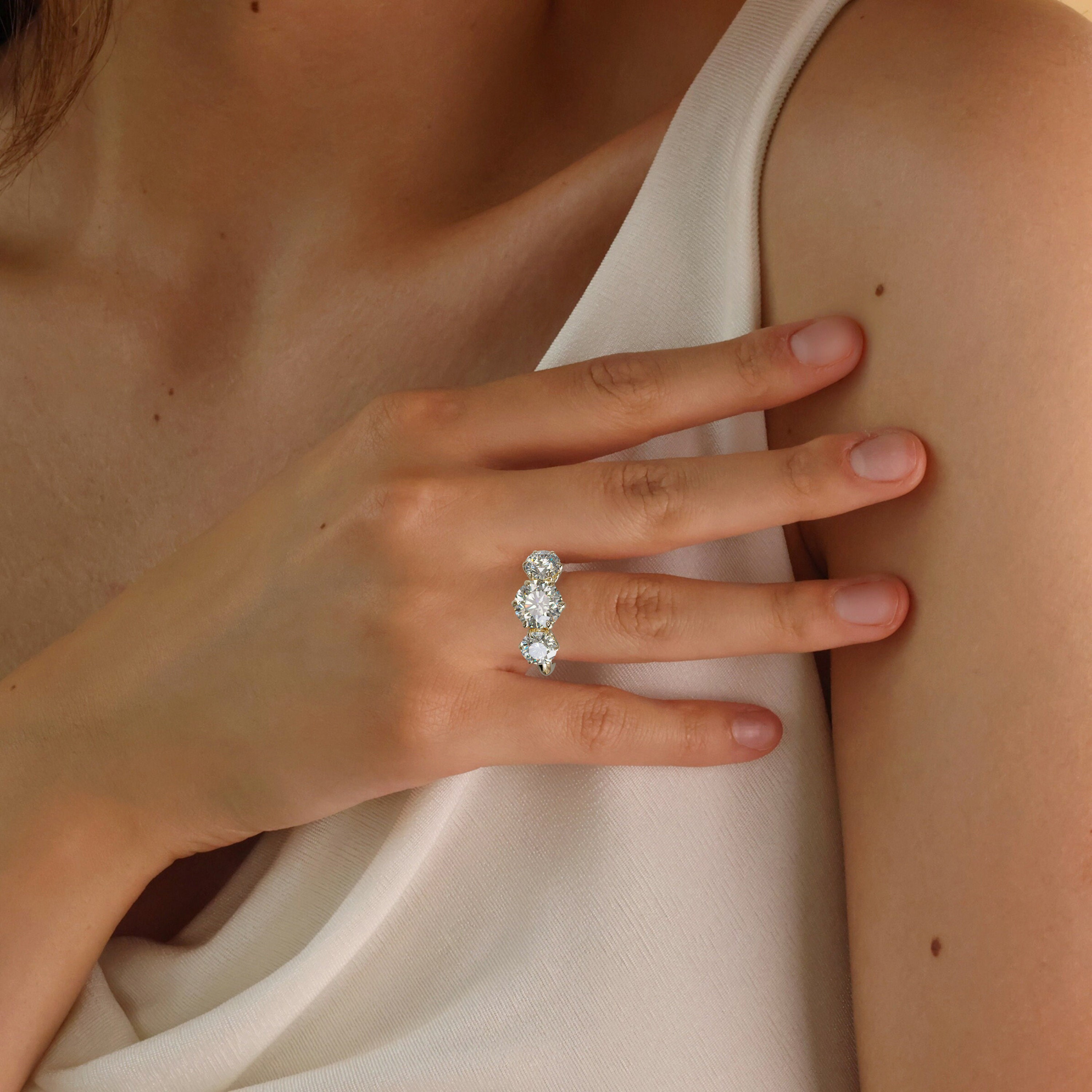 Round Cut Engagement Ring, 3 Stone Lab Grown Diamond Wedding Ring ...