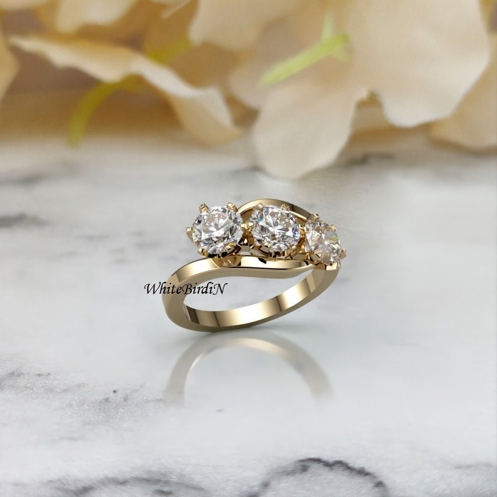 Three Stone Ring, Round Moissanite Engagement Ring 3 Stone Round Cut Ring, Past Present Future Ring, 3 Stone Solid 14K Gold Anniversary Gift
